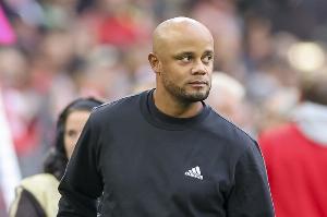 bob官网-记者：拜仁高层满意孔帕尼首个赛季总体表现，但认为欧冠仍需调整