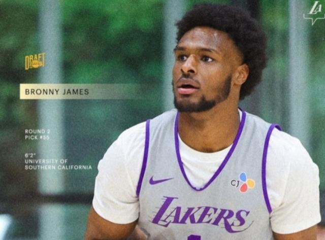 bob官网-吹的太离谱？佩林卡：要把布朗尼培养为攻防精英